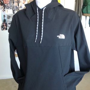 black north face hoodie